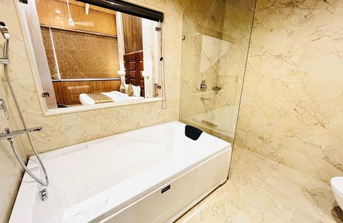 Dehradun Hotel | Hotel The ONIX
