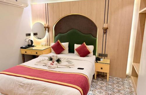 Ayodhya Hotel | Hotel The Raghavas'
