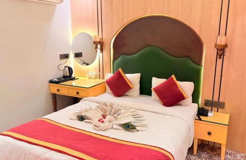 Ayodhya Hotel | Hotel The Raghavas'