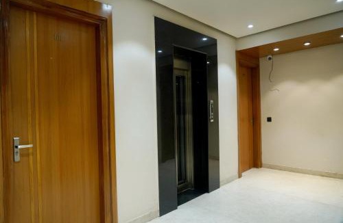 Zirakpur Hotel | Hotel the republic