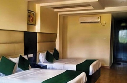 Mayapur Hotel | Hotel The Rio Haridwar