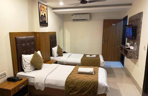 Khattalwada Hotel | Hotel The RTS By Smart Group