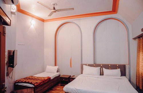 Gwalior Hotel | Hotel The TWB Palace