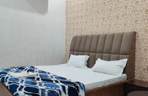 Mathura Hotel | Hotel Town Inn