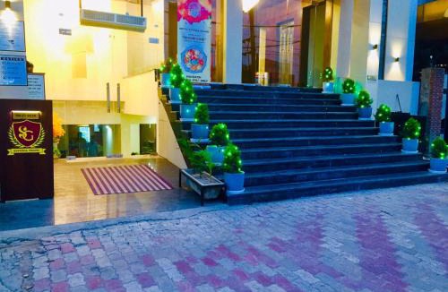 Zirakpur Hotel | HoTeL TRENOR