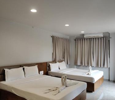 Kolhapur Hotel | Hotel TrushaDham Near to Mahalaxmi Temple Kolhapur