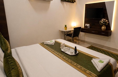 Taj Ganj Hotel | Hotel Urban Stay - By Silver Hospitality
