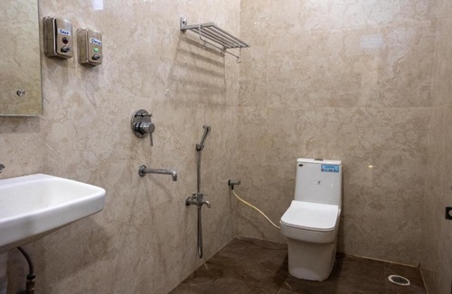 Toli Chowki Hotel | Hotel V Grand