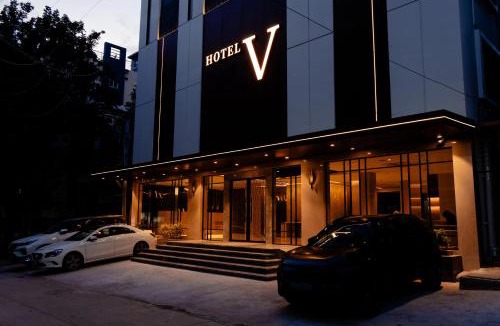 Kondapur Hotel | Hotel V Kondapur