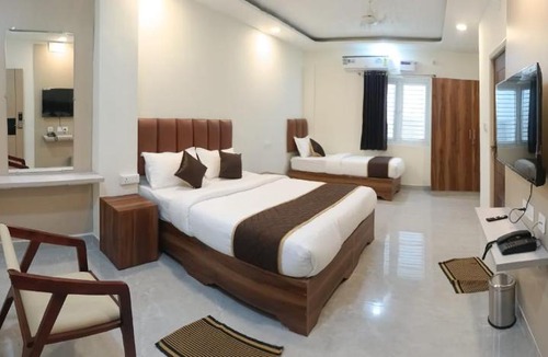 Chennai Hotel | Hotel V Stay