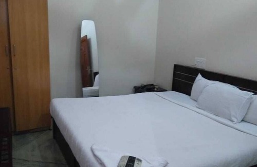 Thiruparankundram Hotel | Hotel Vaani Villa Madurai
