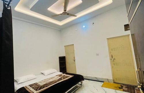 Misrikh Hotel | Hotel Vallabh Palace