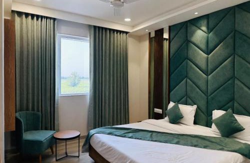 Tilakwada Hotel | Hotel Valley