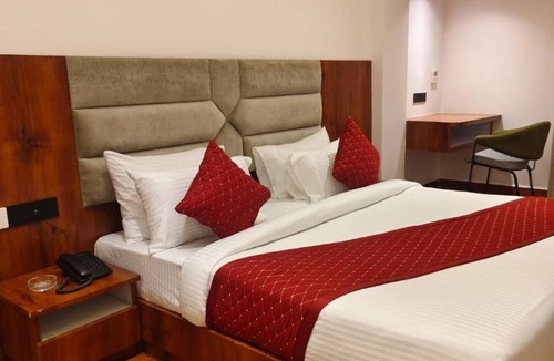 Mahmoorganj Hotel | Hotel Varanasi Ganges Opposite Banaras Railway Station