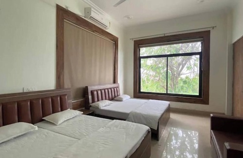 Gajraula Hotel | Hotel Vasant Gajraula