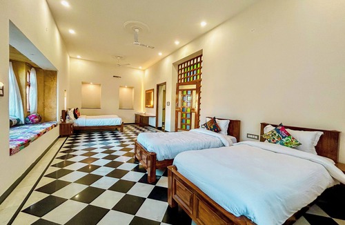 Jaisalmer Hotel | Hotel Vasudev Niwas