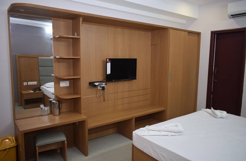 Madurai Hotel | Hotel Vijay Krishna