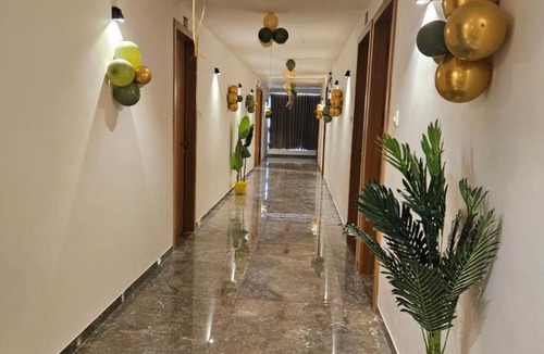 Himatnagar Hotel | hotel vistara luxe