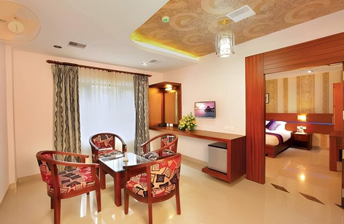 Kuttampuzha Resort | HOTEL VKJ INTERNATIONAL