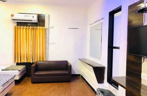 Wellington Pier Hotel | Hotel Volga 2