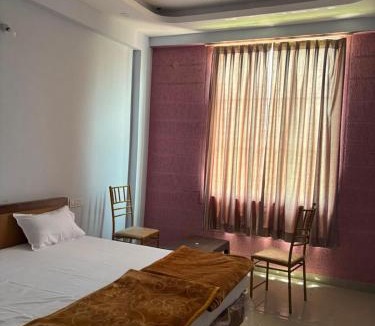 Bareli Hotel | Hotel VR Palace