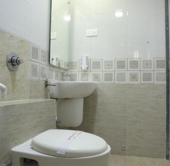 Dwarka Hotel | Hotel Vraj Inn