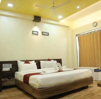 Dwarka Hotel | Hotel Vraj Inn
