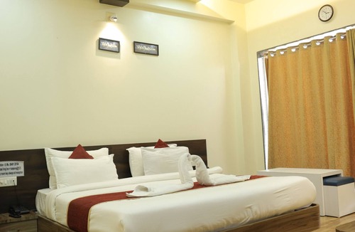 Dwarka Hotel | Hotel Vraj Inn