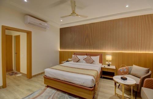Yeola Hotel | Hotel Warma Palace