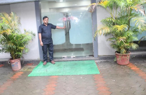 Jogeshwari West Hotel | Hotel Western Court