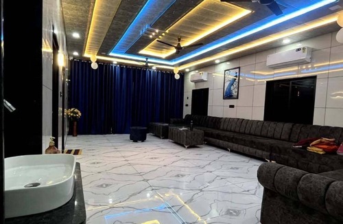 Nawa Hotel | HOTEL WHITE PALACE