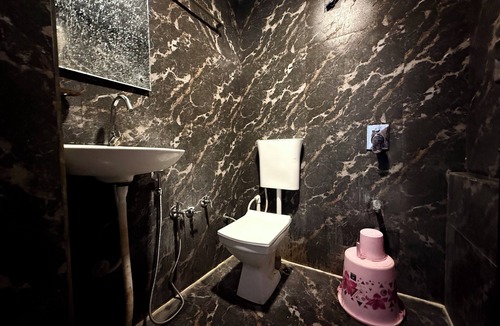 Rajkot Hotel | Hotel White Palace
