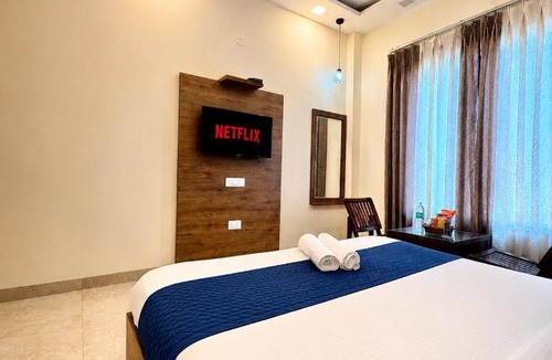 Zirakpur Hotel | Hotel Woodlark Square Zirakpur Chandigarh # Family Hotel # Property of the Year