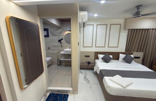 Rajkot Hotel | Hotel Yagnik Inn