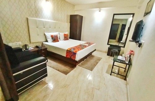 Varanasi Hotel | Hotel Yash Residency Assi Ghat & Bhu