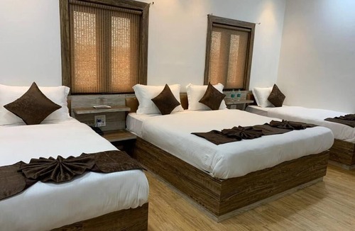 Vrindavan Hotel | Hotel YashoGopal Resortico