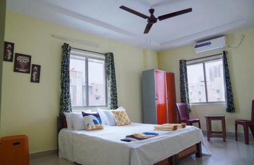 Gachibowli Hotel | Hotel Yellow Bells