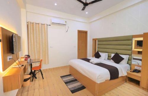 Basai Hotel | Hotel Yuvan Palace - Agra