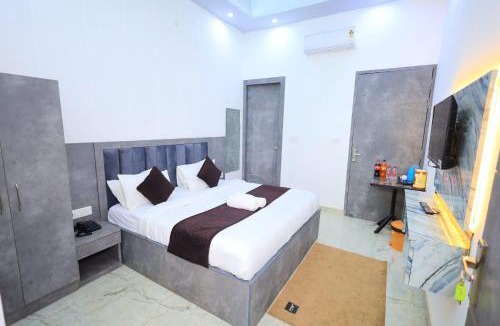 Basai Hotel | Hotel Yuvan Palace - Agra
