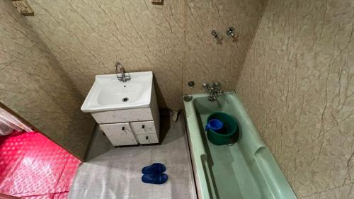 Dal Lake Hotel | Houseboat PANDORA