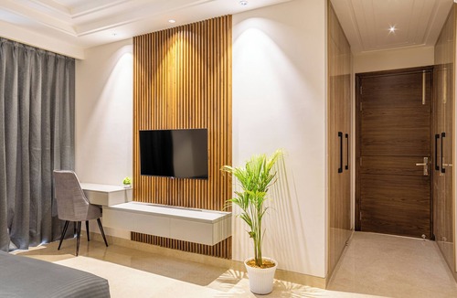 Ghata Hotel | Housr Sector 56 Gurgaon Sushant Lok 2