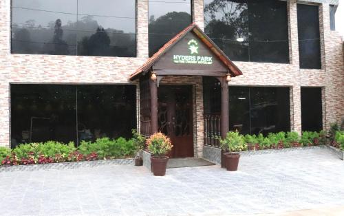 Kodaikanal Hotel | HYDERS PARK- THE LUXURY HOTEL