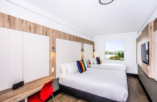 Mascot Hotel | ibis budget Sydney Airport
