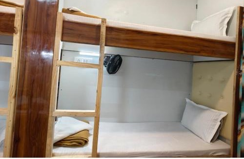 Kalina Hostel | Ifza Residency Near BKC