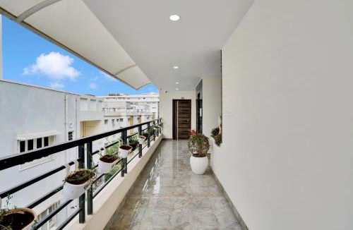 Kondapur Hotel | Ikon Stay
