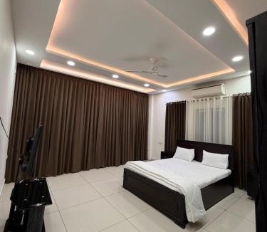 Toli Chowki Apartment | Independent Premium Studio Apartment with Balcony
