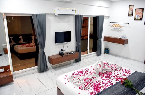 Rajkot Hotel | Infinity Hotel