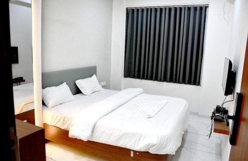Rajkot Hotel | Infinity Hotel