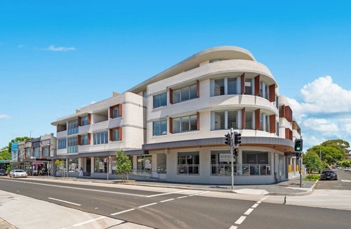 Marrickville Apartment | Inner West Comfort Marrickville with Parking