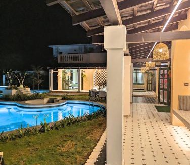 Vadanemelli Bed & Breakfast | Isles - A LuxUnlock Private Retreat